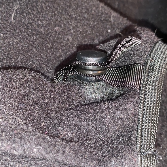 Women’s size Medium Black North Face Fleece Zip Up - Picture 4 of 6